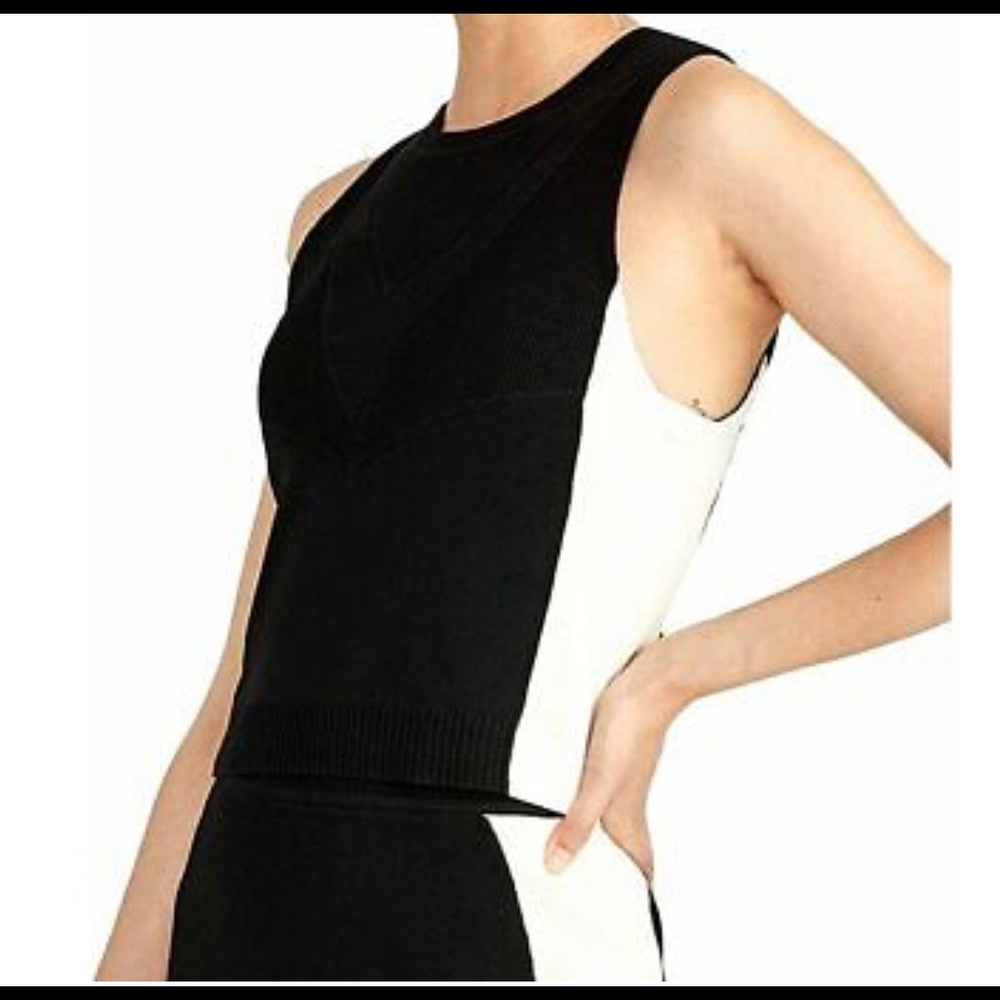 RACHEL Rachel Roy Black and white vest top.